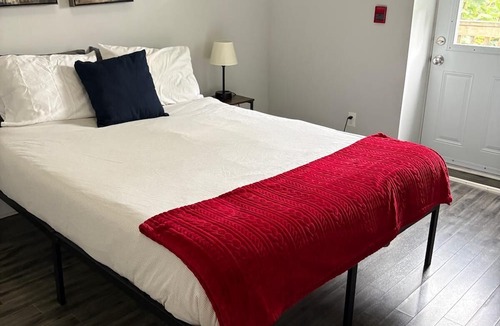 Downtown Halifax Apartment | Charming D-Town Halifax 1BRM apartment -Walking distance to HFX Waterfront