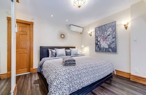 Bloor-Yorkville Apartment | Spacious 1BR Penthouse Suite with Amazing Terrace!