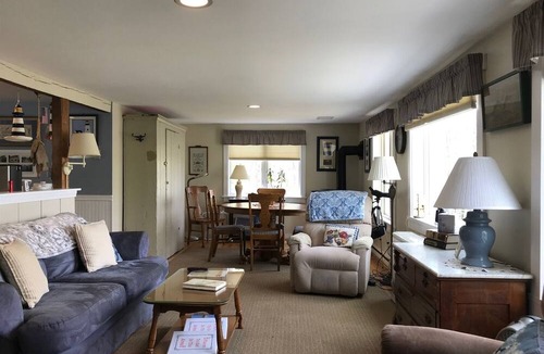 Bremen House | Saturday to Saturday rental on Fox Lane in Bremen