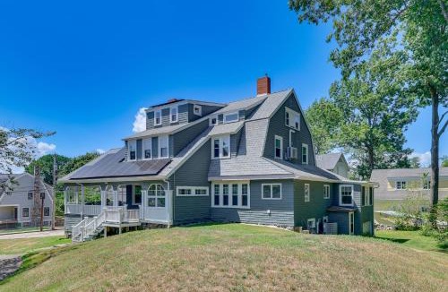York Harbor House | Walk to Beach & Oceanside Trails! Family Retreat