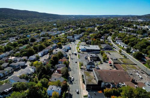 Downtown St. John's House | Central 5BR St Johns Stay Near MUN & Downtown