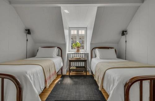 Saint-Vallier Bed & Breakfast | Le vieux Presbytere de Saint-Vallier