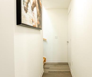 Richmond Hill Apartment | Bisco Hill
