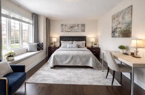 Vaughan House | Quite Cozy Private Room In Vaughan with Private Bathroom and Free Parking
