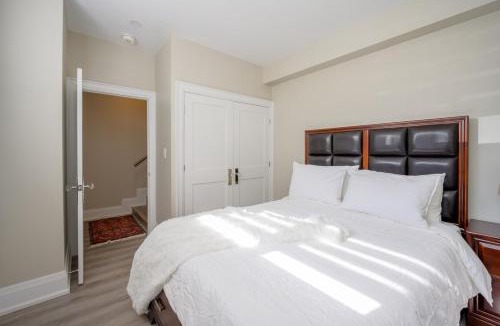 Pickering House | Beach House First Floor