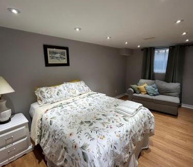 L'Amoreaux Apartment | 2 Bedroom 1 Bathroom Basement Suite