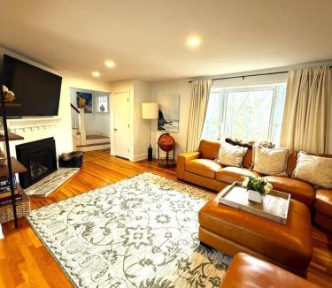 North Deering House | Portland House - Minutes to the Old Port!