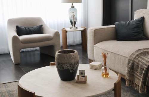 Saint-Ambroise Hotel | Hotelia