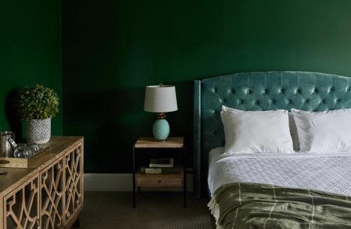 West End Bed & Breakfast | The West End Collection on Pine