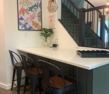 Parkhill House | The Day Tripper - 15 minutes from Grand Bend Beach