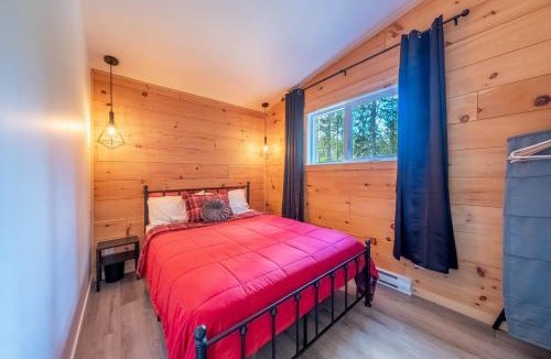 Mauricie Ski Chalet | Spa & Riverside - Le Ptit Cool Des Bois