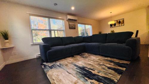 Dieppe House | Modern 3 beds plus 2 and half bath spacious family home