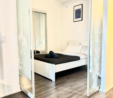 Garden District Apartment | Cozy 2 Bedroom by Eaton Centre Mall
