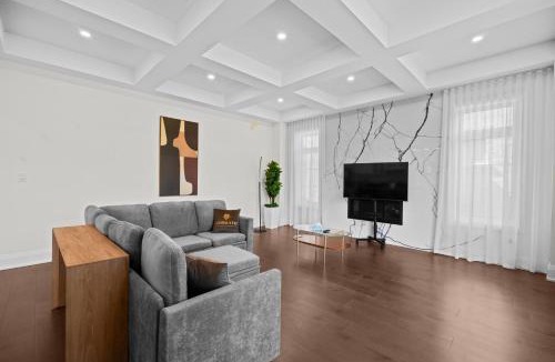 Brampton Villa | GlobalStay Gorgeous 4 Bedrooms House in Brampton