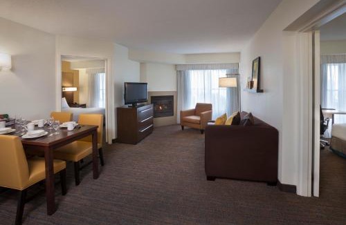 Mississauga Hotel | Cambridge Suites Mississauga