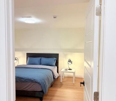 Terra Nova Apartment | Modern 1BR Close to Major Shopping & Amenities