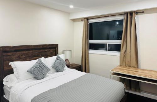 Humber Summit Apartment | Family - Friendly Space