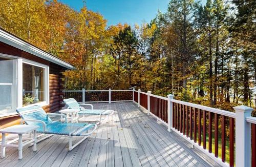 Bremen House | Lakefront lodge on Pemaquid Pond with dock, kayaks, canoe, SUP & firepits