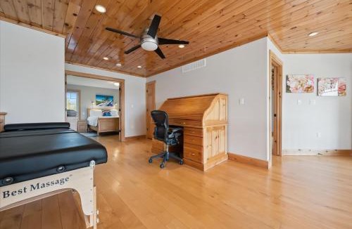 South Bruce Peninsula House | Topaz Beach Cottage AC Waterview