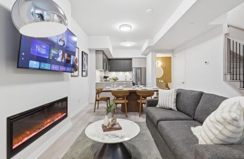 Toronto Entertainment District Hotel | Widmr Residences