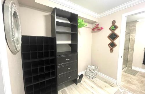 Hamilton Township House | Khan’s Resort