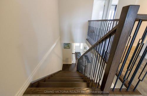 Binbrook House | Spacious Retreat Free Parking & Wi-Fi