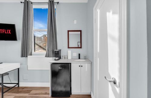 Trinity - Bellwoods Hotel | Guestic Hotel at Queen West