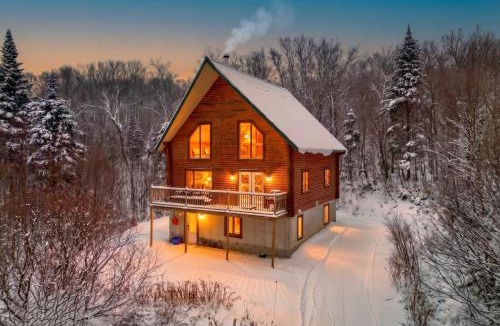Saint-Paul-de-Montminy Ski Chalet | Chalet Cerf Ski in-out Appalaches Park 16 Guests