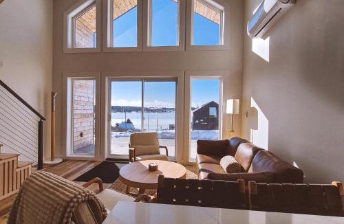 Riverport Villa | Modern Nordic Cabin w/Hot Tub & Views
