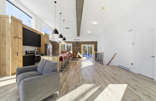 Saint-Gabriel-de-Brandon Ski Chalet | Nature Comfort and Getaway - Chalet AKIA