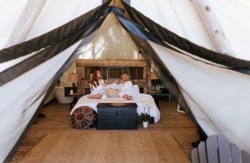 Grafton Hotel | Whispering Springs Wilderness Retreat