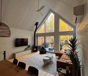 L'Anse-Saint-Jean Ski Chalet | Chalet Les 3 Versants Mont-Edouard 38A