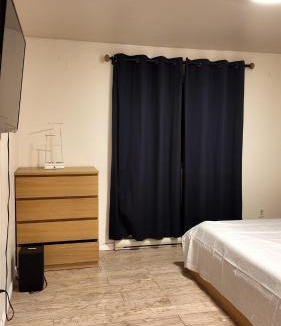 Terrebonne House | Entire Urban Cabin Retreat 3BD Terrace&Covered Parking