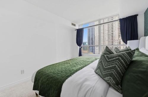 Downtown Mississauga Apartment | Tropical Designer King Suite - Sleeps 5 - Parking