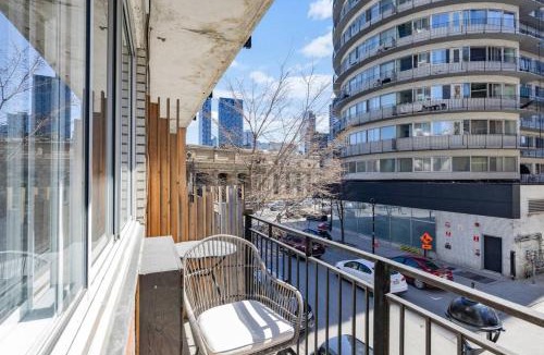 Milton Park Apartment | The Sherbrooke Suite 99