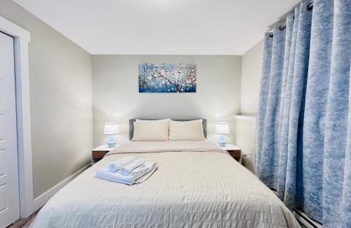 Corner Brook Apartment | Moon's Suite near the New Hospital