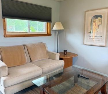 Romney Hotel | Lakeside Village Park Motel