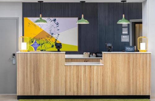 Gateway Hotel | Spark by Hilton Toronto Mississauga