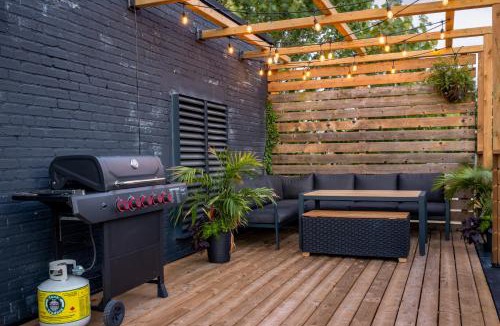 Walkerville Apartment | Unique 2-BDR Historic Warehouse Loft with Terrace ! ! !