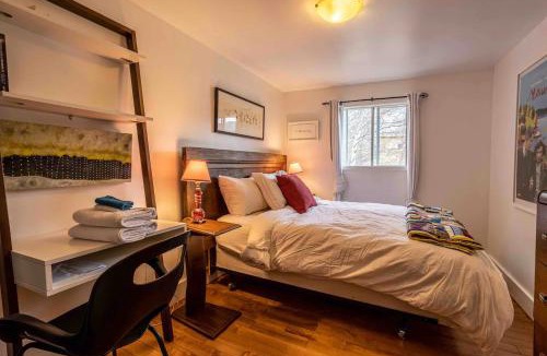 Downtown St. John's House | Iconic Battery Cottage Signal Hill Sea&City Views