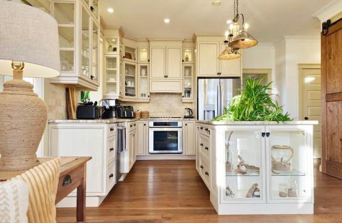 Malpeque House | Charming Island Getaway
