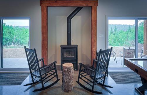 Saint-Alphonse-Rodriguez House | Chalet Neuf Avec Spa - Horizon Des Coteaux