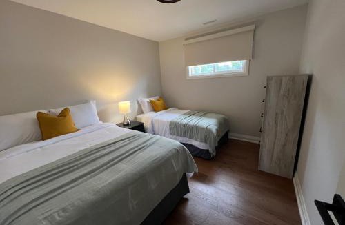 Wasaga Beach Apartment | Adrian's Suites 2 Bedroom FamilySuite