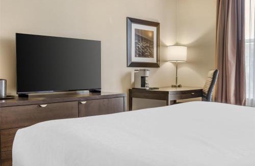 Bridgewater Hotel | Best Western Plus Bridgewater Hotel & Convention Centre