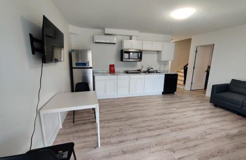 Halifax Apartment | One bedroom unit for corporate stays & travellers
