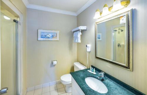 Summerside Hotel | Quality Inn & Suites Garden of the Gulf