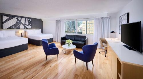 Central Waterfront Hotel | Radisson Blu Toronto Downtown