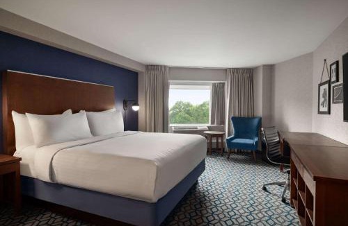 Fallsview Hotel | Wyndham Grand Fallsview Hotel