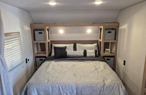 White Point House | Moceanset Getaways - Luxurious, Ocean, Mountain And Sunset Views "Camping Experience"