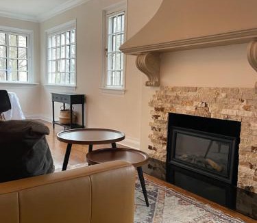 Sandy Hill House | The Ambassador
